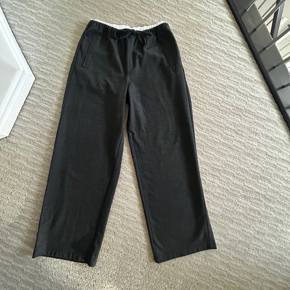 Zara Women’s Charcoal Pants